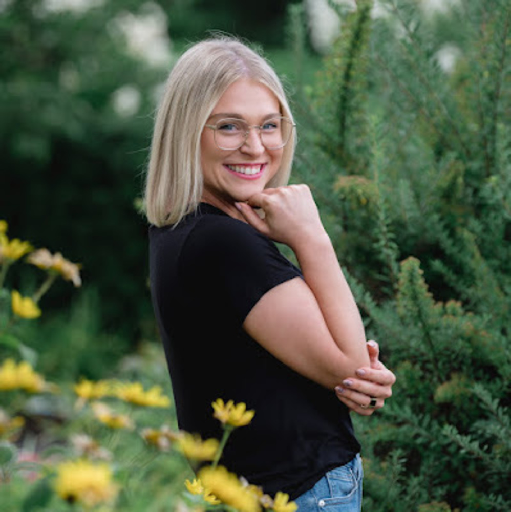 Meet your Posher, Jade